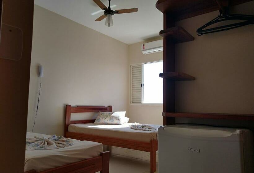 스탠다드 트리플 룸, Caminho Do Rosário