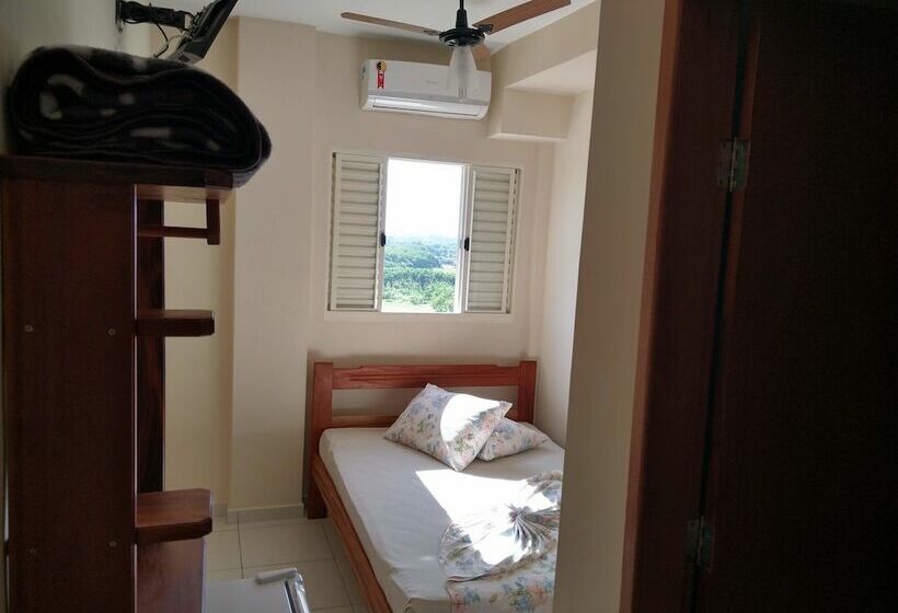 스탠다드 룸, Caminho Do Rosário