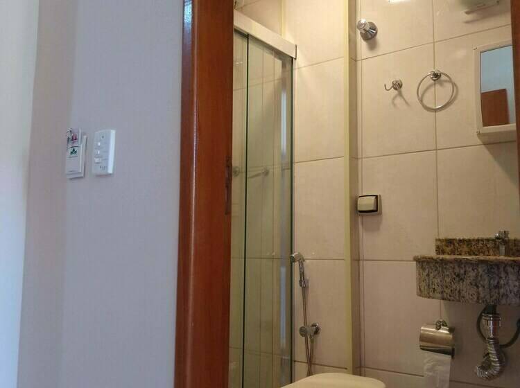 스탠다드 트리플 룸, Caminho Do Rosário