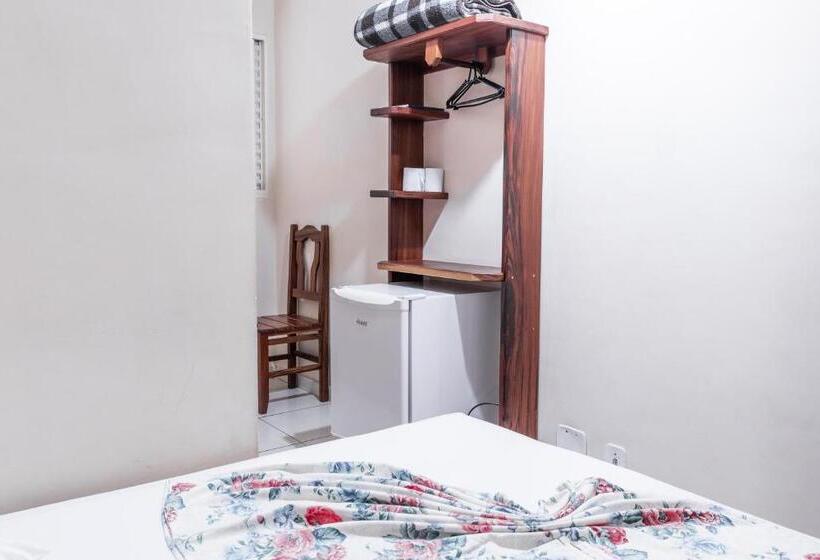 스탠다드 룸, Caminho Do Rosário