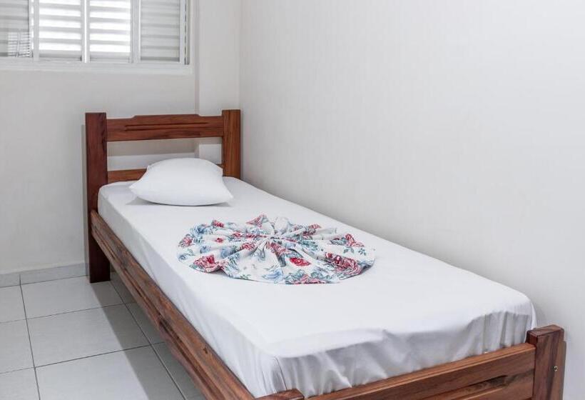 스탠다드 룸, Caminho Do Rosário