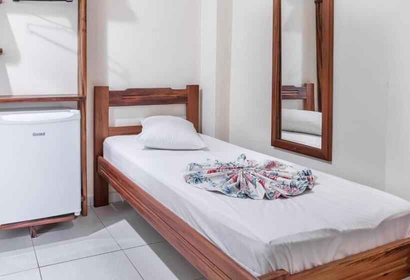 스탠다드 룸, Caminho Do Rosário