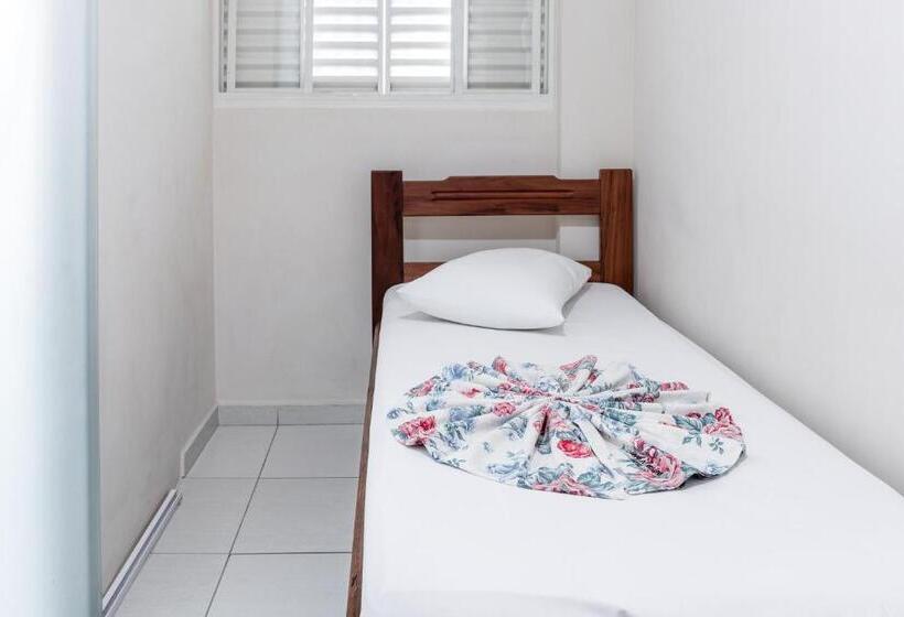 스탠다드 룸, Caminho Do Rosário