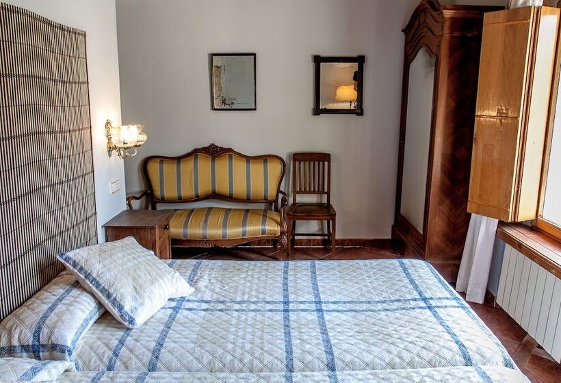 스탠다드 트리플 룸, Enclave Soria