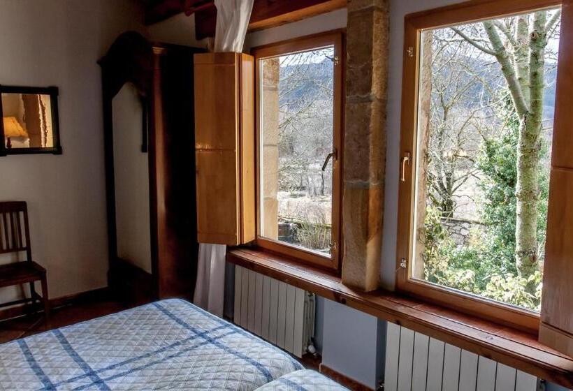 스탠다드 룸, Enclave Soria