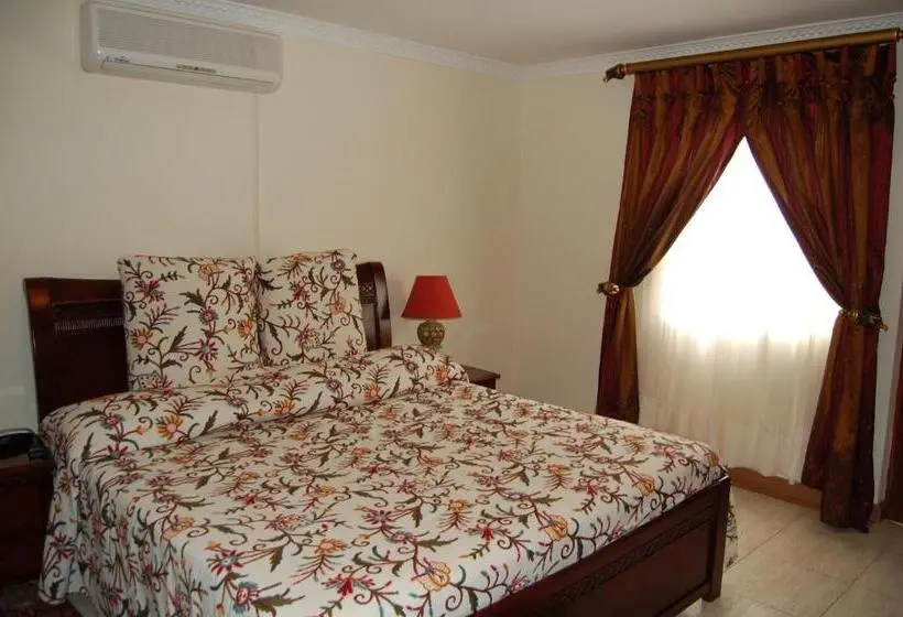 سوییت اجرایی, Falcon Crest Suites