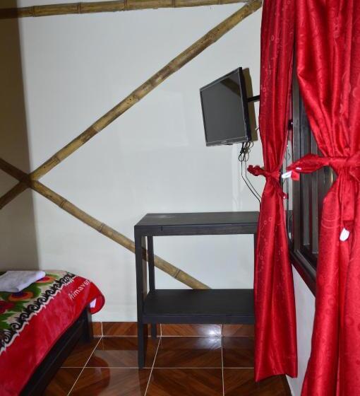 اتاق استاندارد چهار تخته, Hospedaje Y Camping Buena Vista