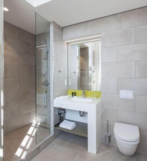 اتاق استاندارد یک نفره, Katholischsoziales Institut