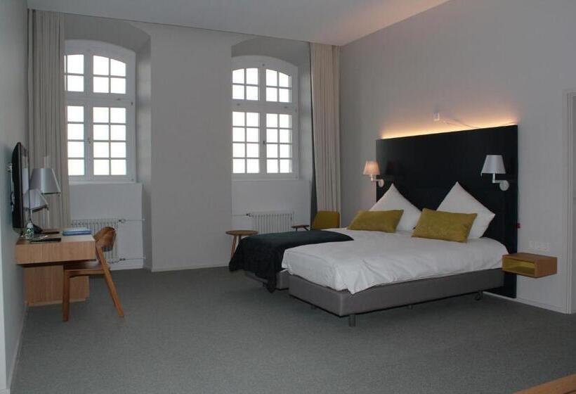 اتاق استاندارد برای معلولان, Katholischsoziales Institut