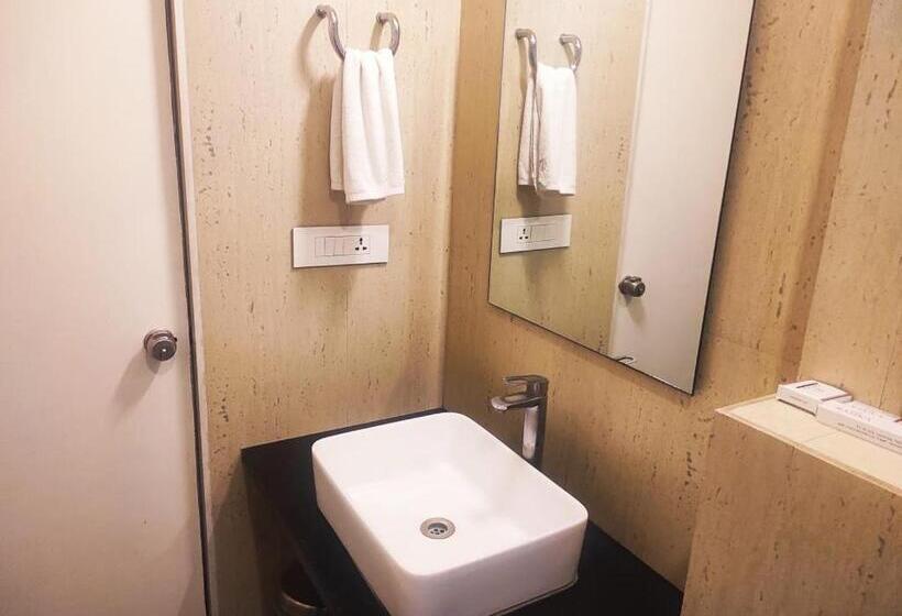 이그제큐티브 스위트, Rasika