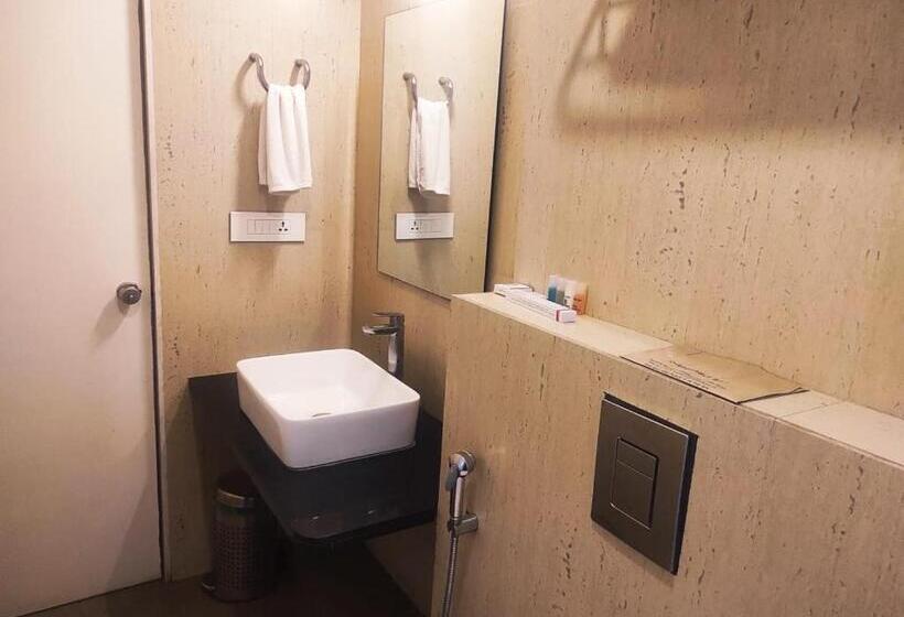 이그제큐티브 스위트, Rasika