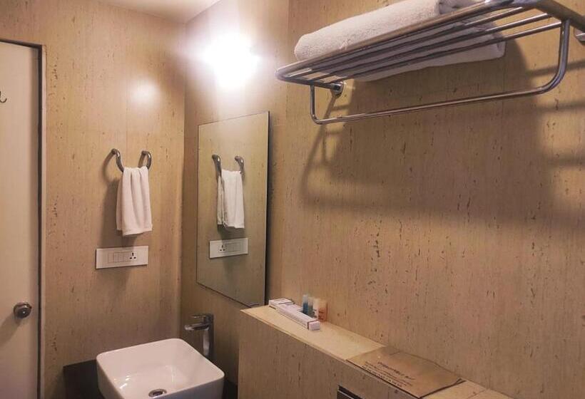 이그제큐티브 스위트, Rasika