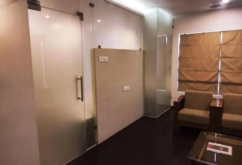 Suite, Rasika