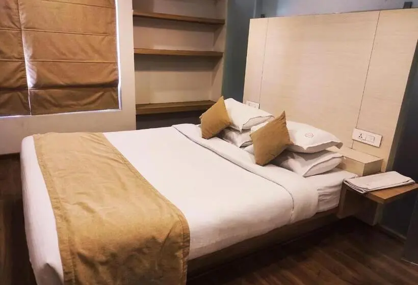 Suite, Rasika
