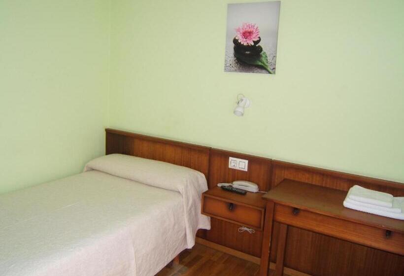 스탠다드 싱글 룸, Severino