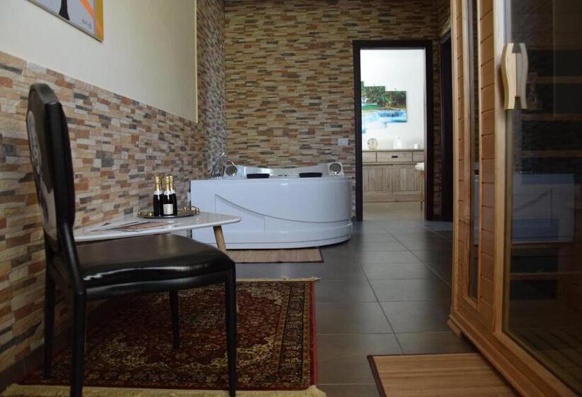 جناح مزود بجاكوزى, Tenuta Ferrara