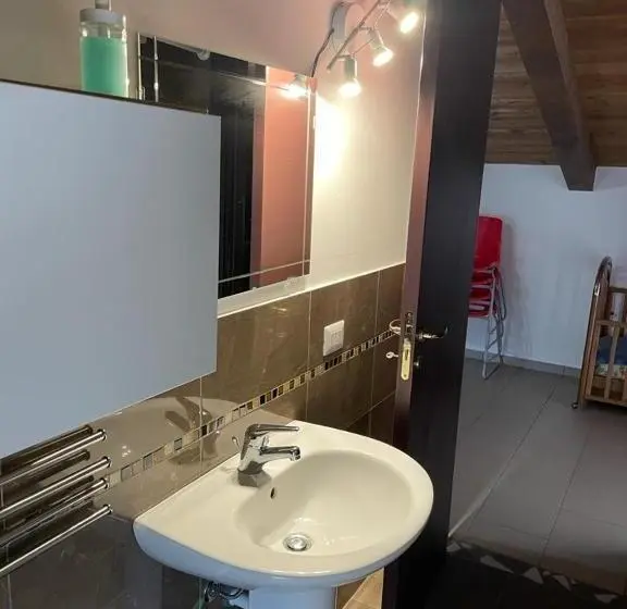 Huoneisto 1 Makuuhuone, Tenuta Ferrara