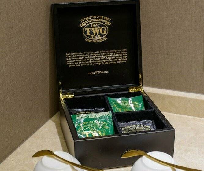 סוויטה, The Granite Luxury