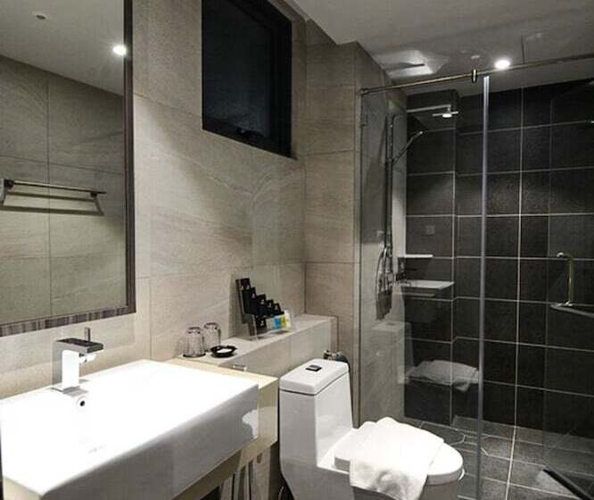 סוויטה, The Granite Luxury