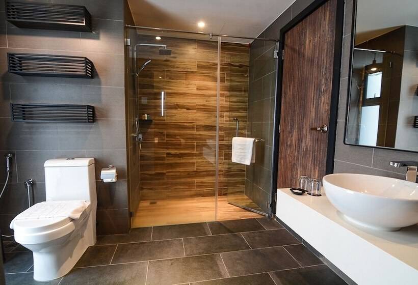 סוויטה קלאסית, The Granite Luxury