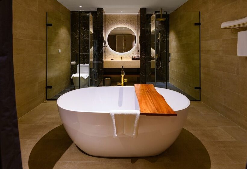 חדר דלוקס, The Granite Luxury