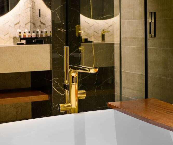 חדר דלוקס, The Granite Luxury