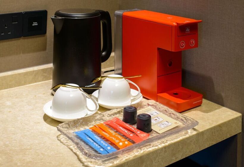 סוויטה דלוקס, The Granite Luxury