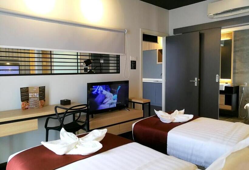 סוויטה דלוקס, The Granite Luxury