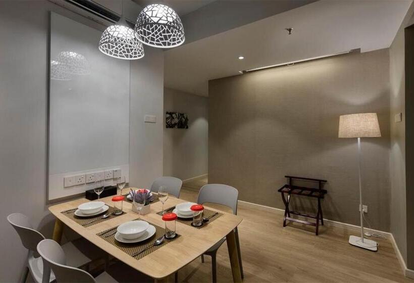 سوییت, The Granite Luxury