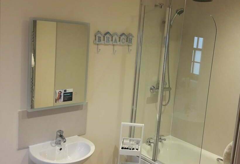 デラックスルーム, The Old Brewhouse