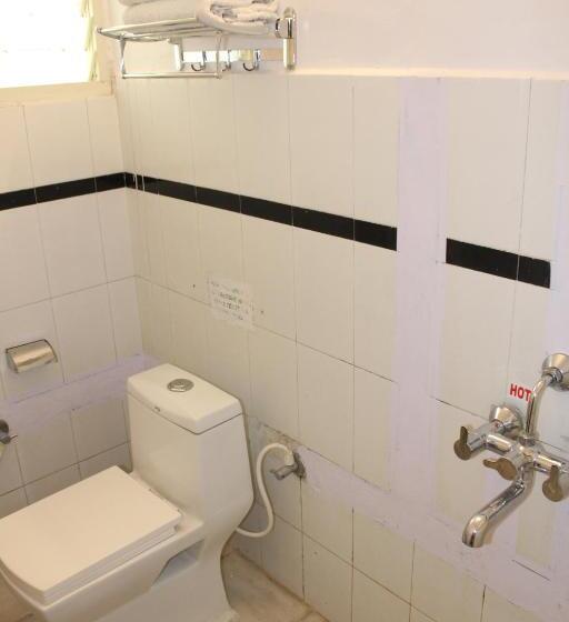 标准三人间, Kaveri Hotel Bed & Breakfast