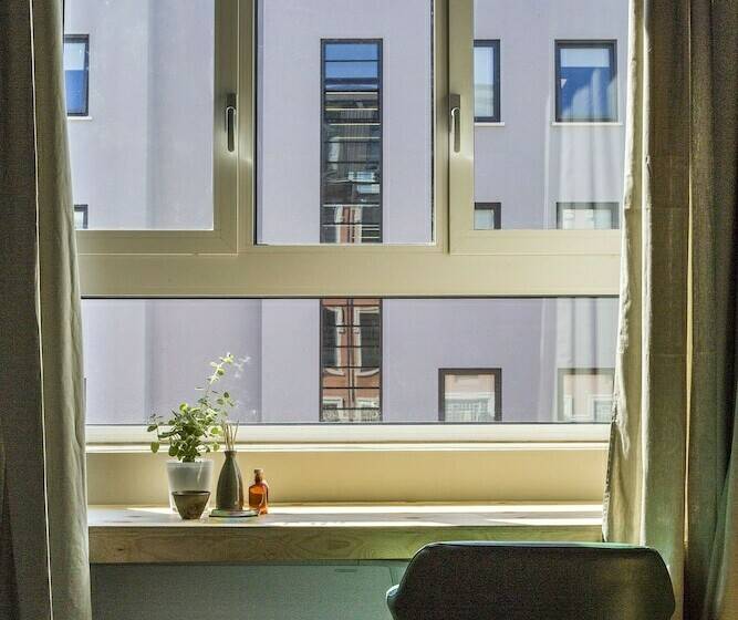 اتاق استاندارد, Casabase