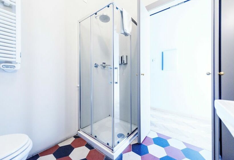 اتاق استاندارد, Casabase