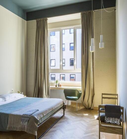 اتاق استاندارد, Casabase