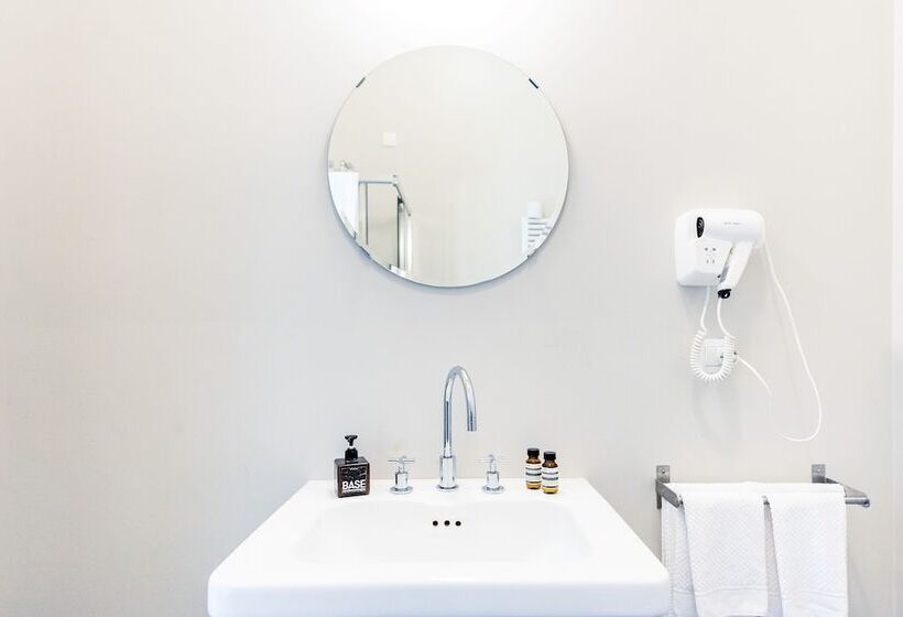 اتاق استاندارد, Casabase