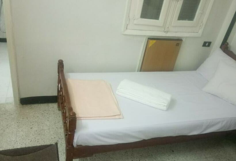 اتاق استاندارد یک نفره, Happy Land Luxor