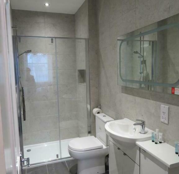 חדר משפחתי, Craigievar Guest House