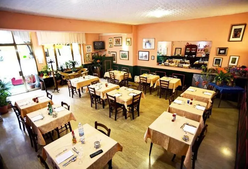シングルベーシックルーム, Albergo Della Posta