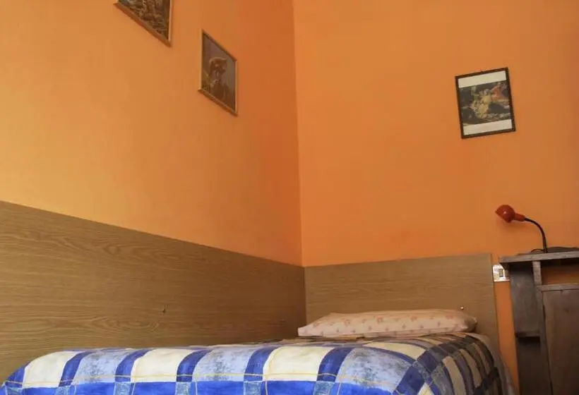 シングルベーシックルーム, Albergo Della Posta