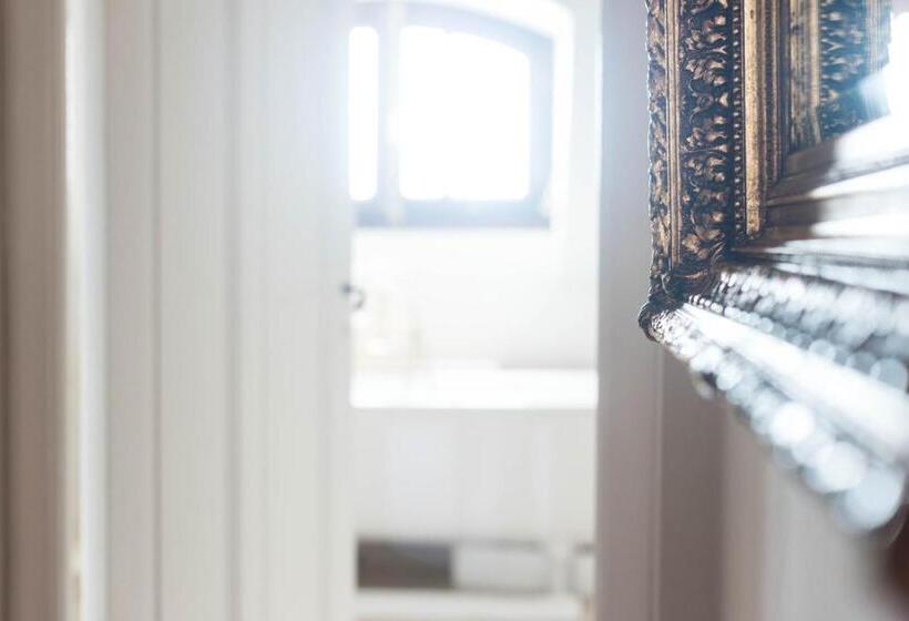 スーペリアファミリールーム, Alquimista Montevideo