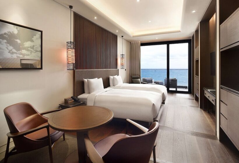 اتاق پرمیوم با چشمانداز دریا, Ananti At Busan Cove