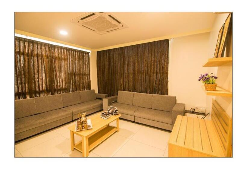 Suite King Bed, Ashoka