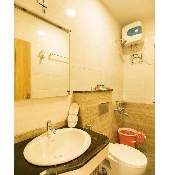 Deluxe Triple Room, Ashoka