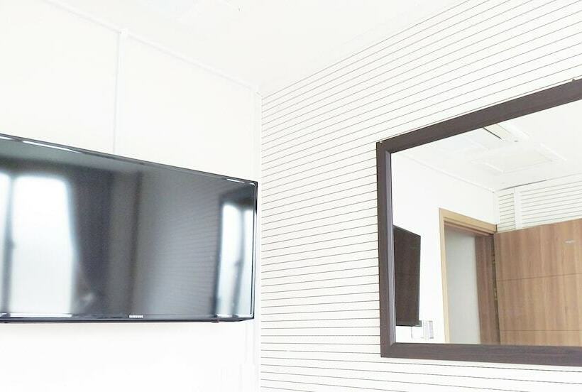 标准间, Golden Park