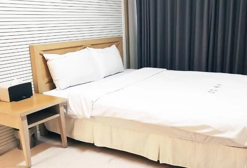 Standard-huone, Golden Park