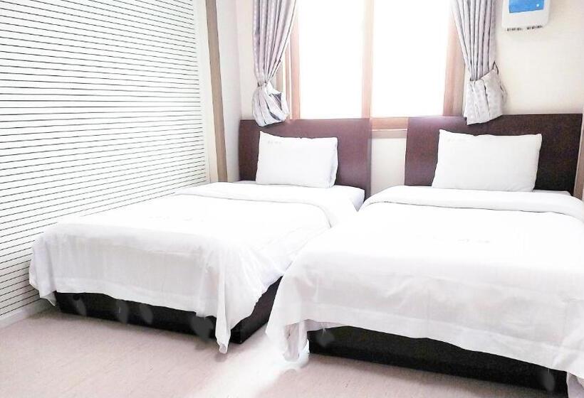 豪华房间, Golden Park