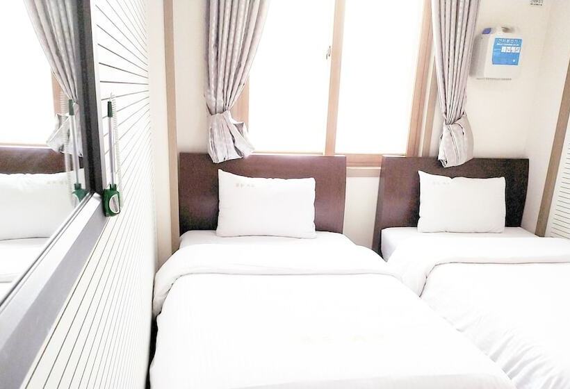 标准间, Golden Park