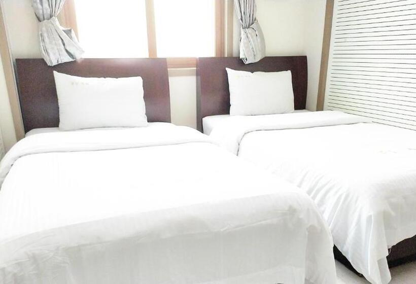 豪华房间, Golden Park