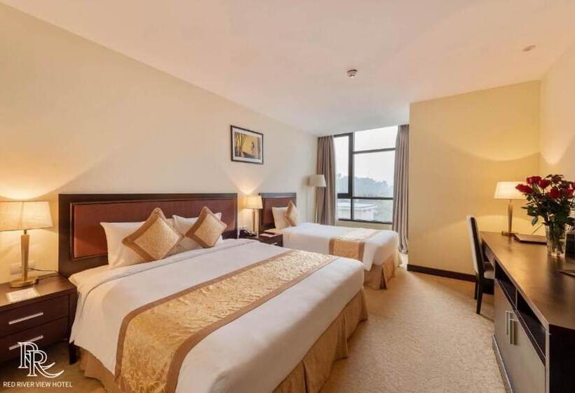 اتاق لوکس سه تخته, Red River View