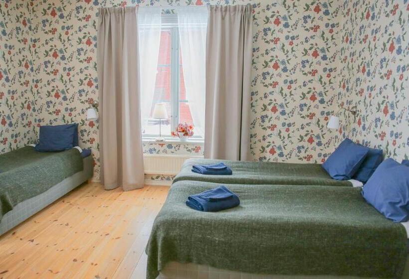 패밀리 룸 공용 욕실, Polhem Bed & Breakfast